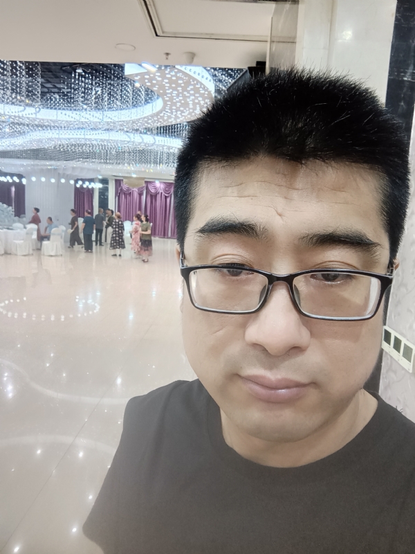 晴天的第三张照片--商丘相亲服务中心