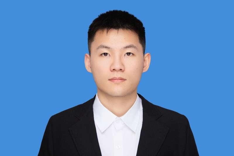 小应的第一张照片--商丘相亲服务中心