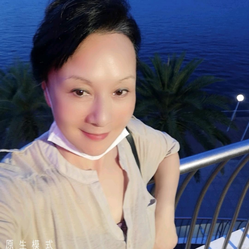 hong的第一张照片--商丘相亲服务中心
