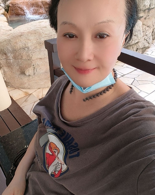 hong的第三张照片--商丘相亲服务中心