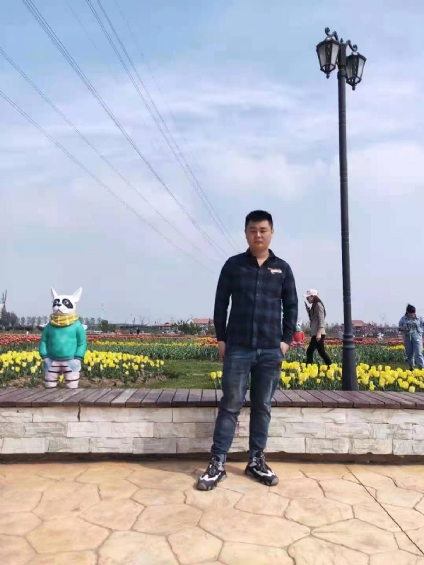 海阔天空的第一张照片--商丘相亲服务中心