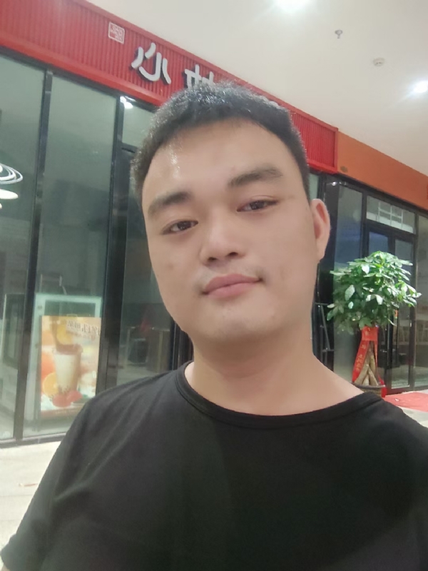 寻找另一半的第一张照片--商丘相亲服务中心