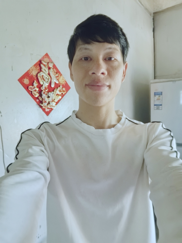 夏风微凉的第一张照片--商丘相亲服务中心