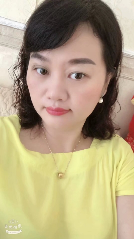 微笑的第一张照片--商丘相亲服务中心
