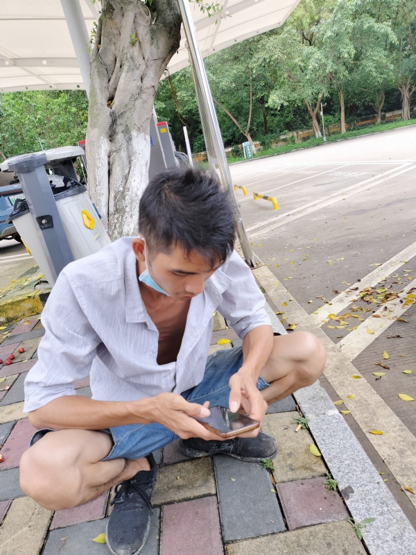 太累了的第一张照片--商丘相亲服务中心
