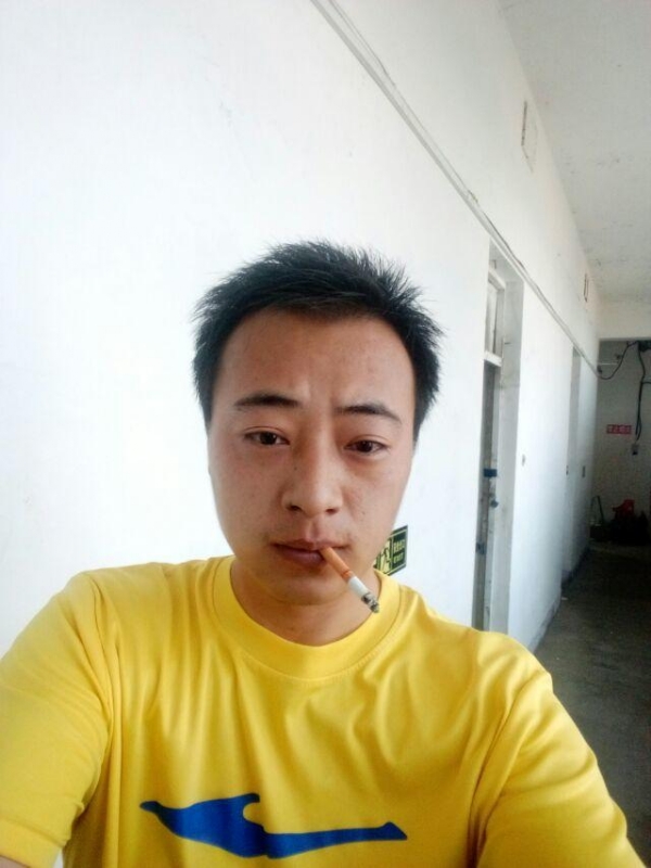 云淡风轻的第二张照片--商丘相亲服务中心