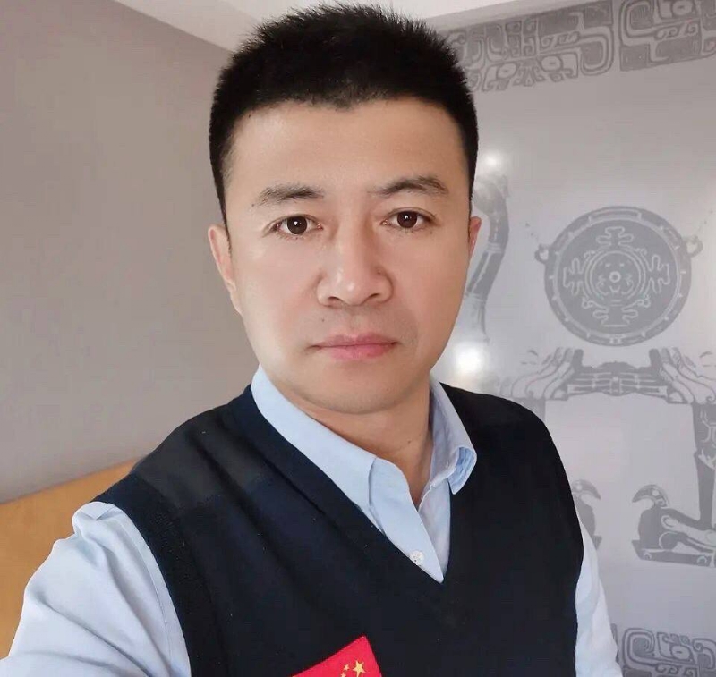 生在红旗下的第二张照片--商丘相亲服务中心