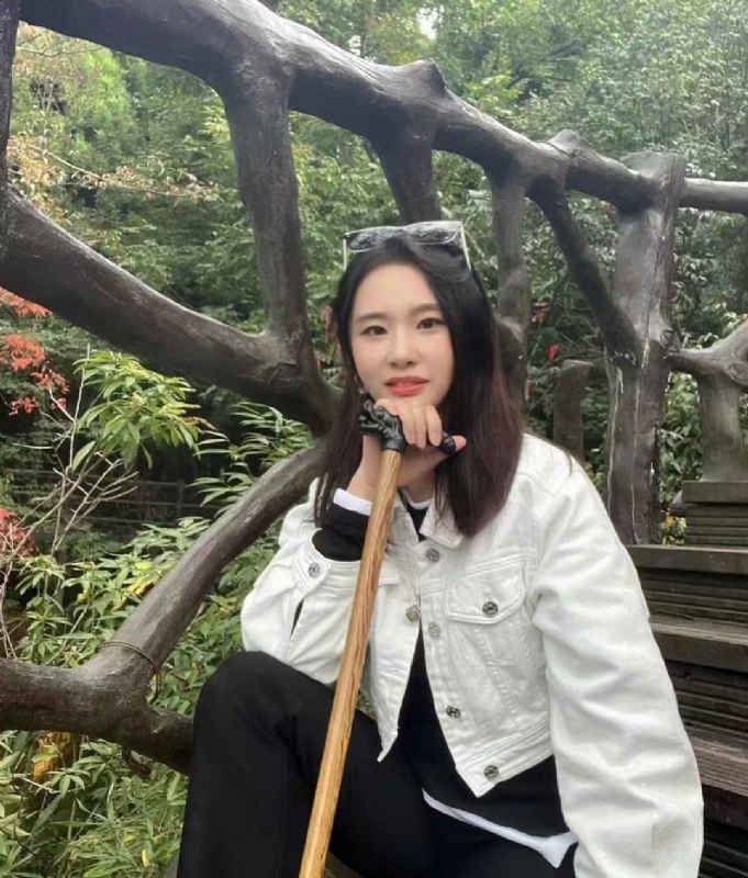 琪琪的第一张照片--商丘相亲服务中心