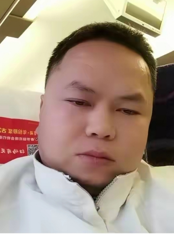 邂逅另一半的第一张照片--商丘相亲服务中心