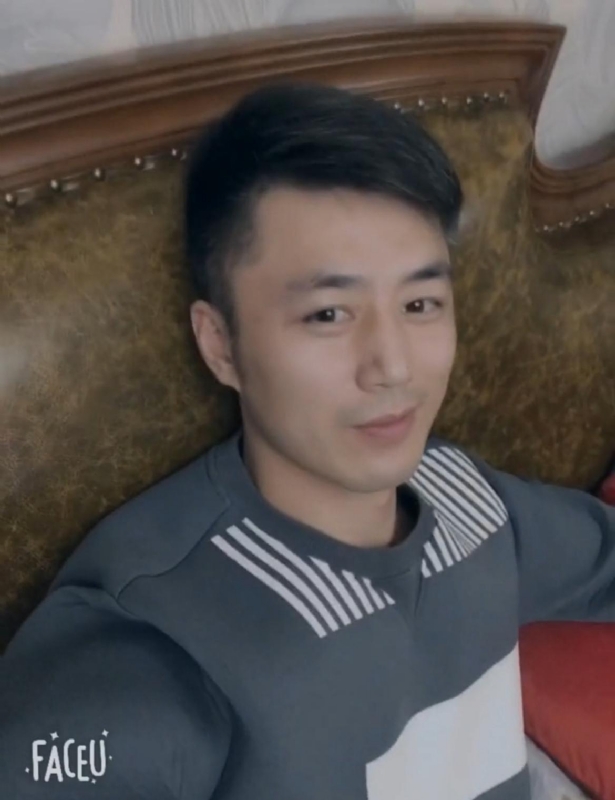 楊政宇的第一张照片--商丘相亲服务中心