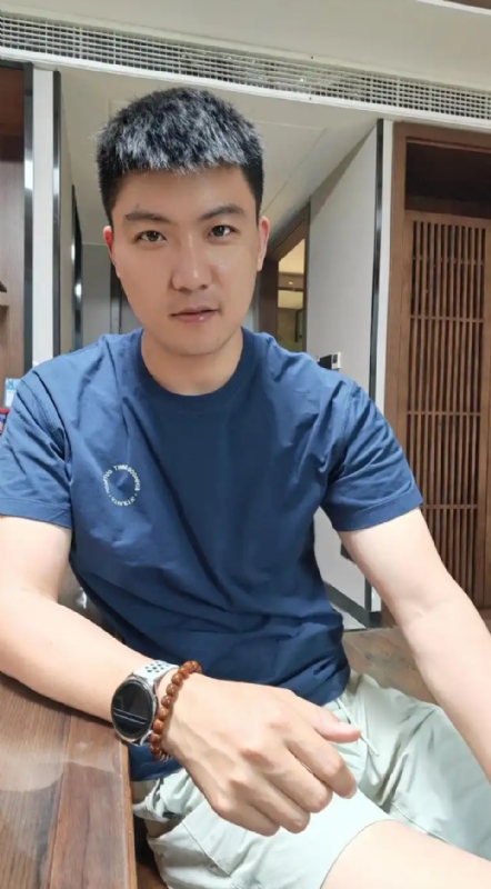 大鹏展翅的第三张照片--商丘相亲服务中心