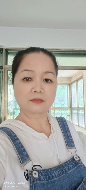 小巧玲珑的第一张照片--商丘相亲服务中心