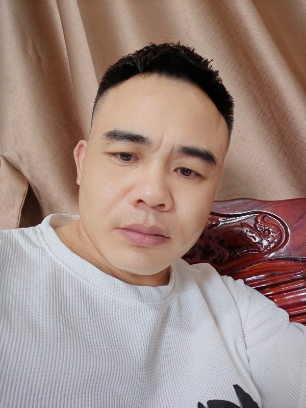 下一站的我的第一张照片--商丘相亲服务中心