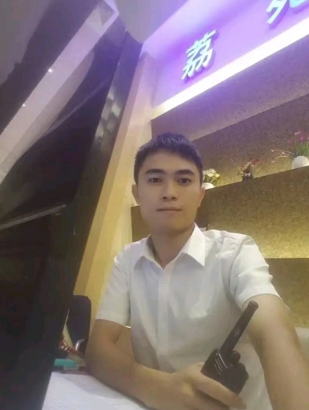 小叶的第二张照片--商丘相亲服务中心