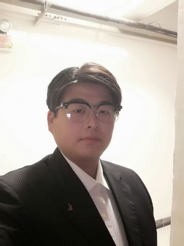 孤独一人的第一张照片--商丘相亲服务中心