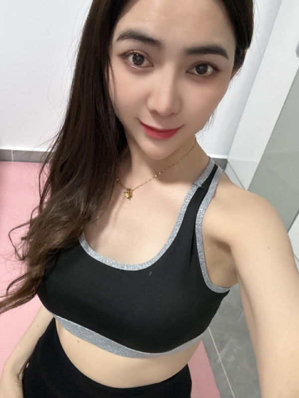 冰冰的第一张照片--商丘相亲服务中心