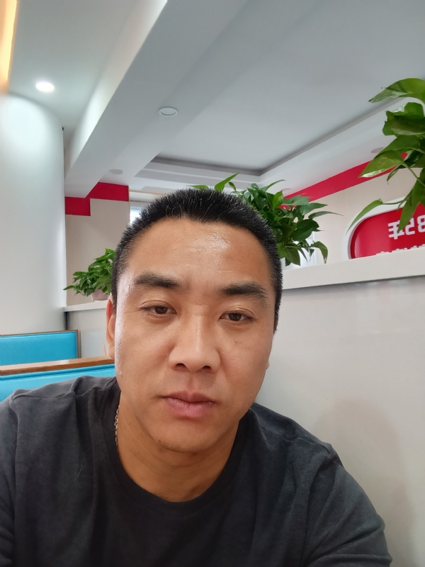 太阳的第三张照片--商丘相亲服务中心