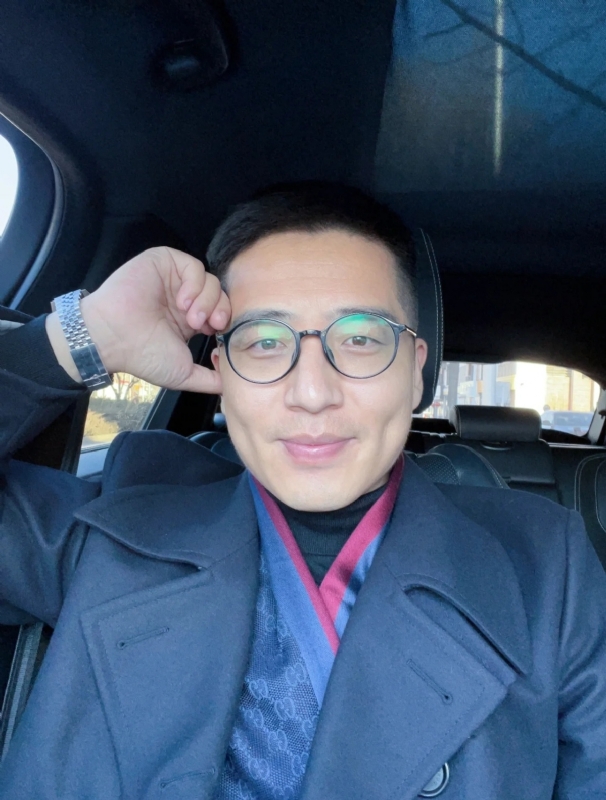 只为与你相遇的第二张照片--商丘相亲服务中心