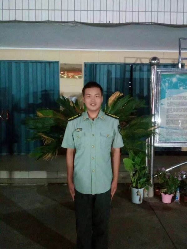 程程的第一张照片--商丘相亲服务中心