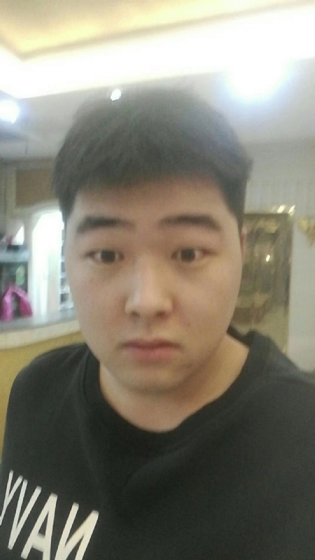 丹尼的第二张照片--商丘相亲服务中心