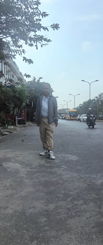 孤鹰的第一张照片--商丘相亲服务中心