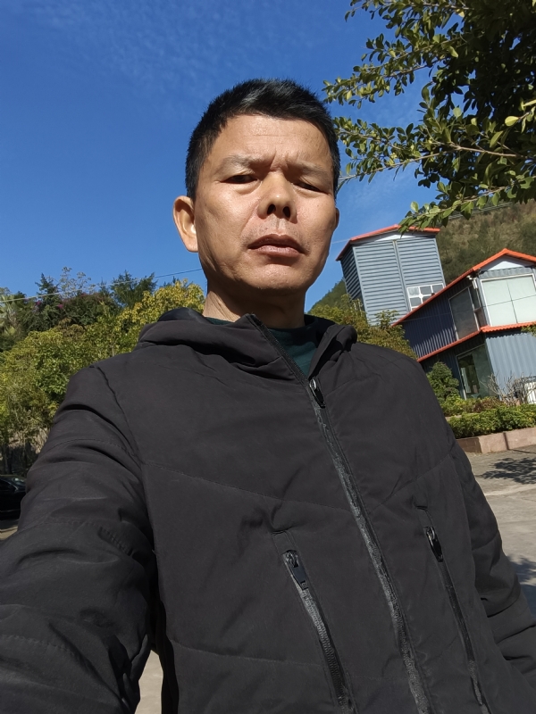 子午卯酉的第一张照片--商丘相亲服务中心