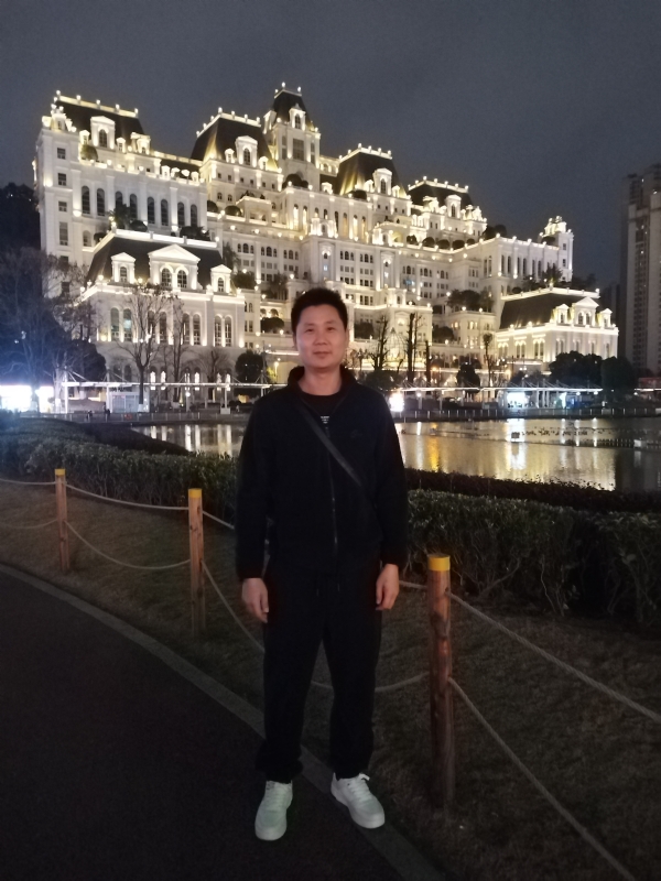 另一半的她的第三张照片--商丘相亲服务中心