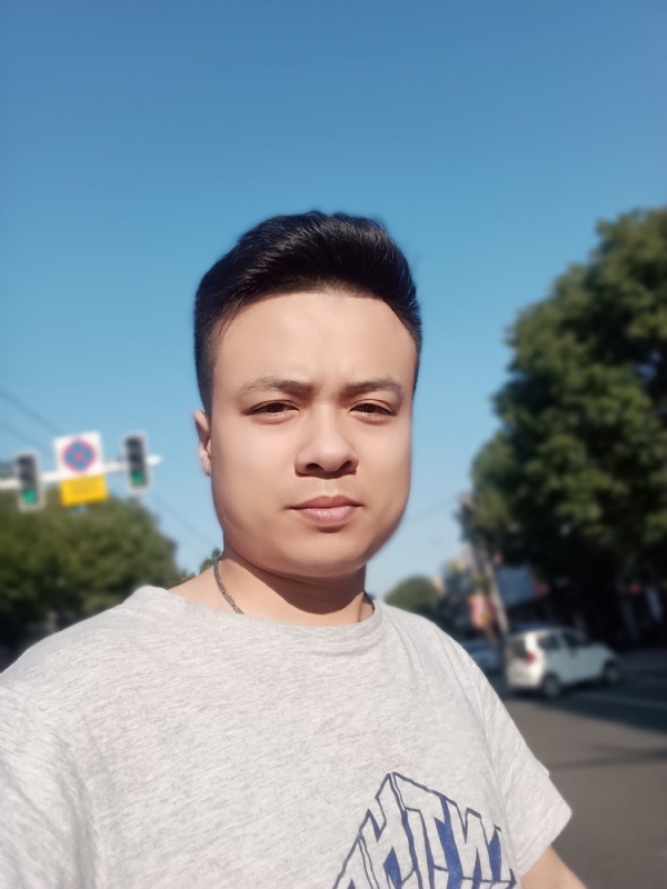 简简单单的第一张照片--商丘相亲服务中心