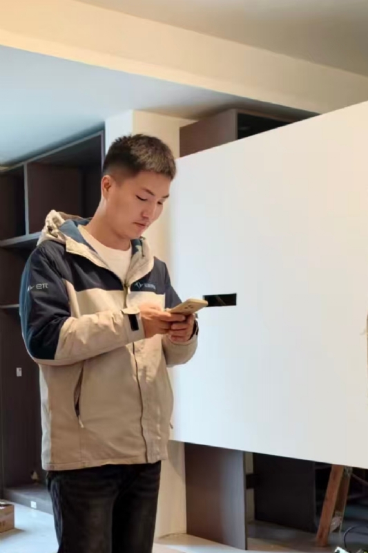 熊展的第一张照片--商丘相亲服务中心