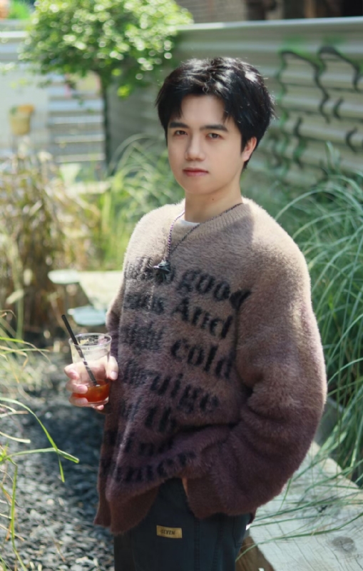 檐下雨的第一张照片--商丘相亲服务中心