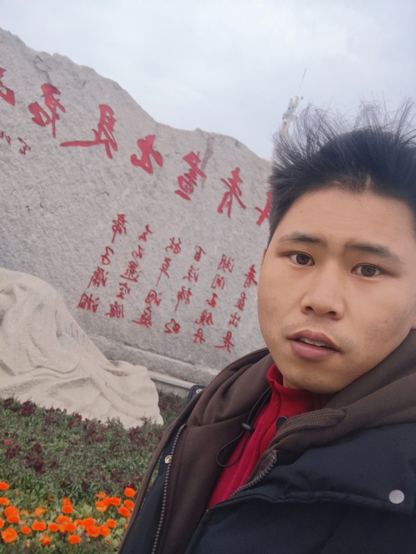 迎春的第一张照片--商丘相亲服务中心