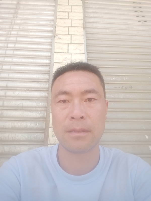 尘缘的第一张照片--商丘相亲服务中心