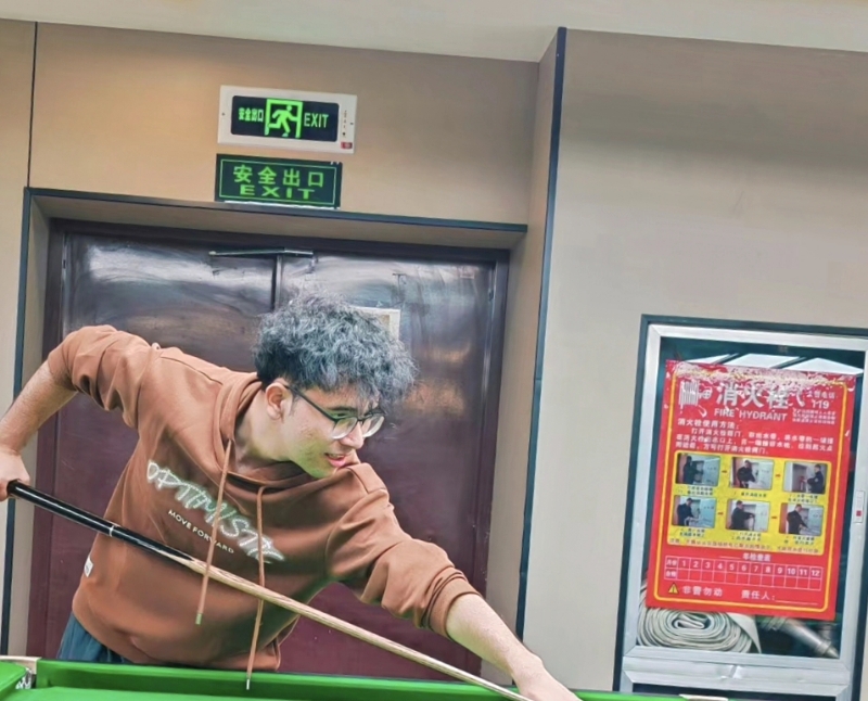 小鬼的第一张照片--商丘相亲服务中心