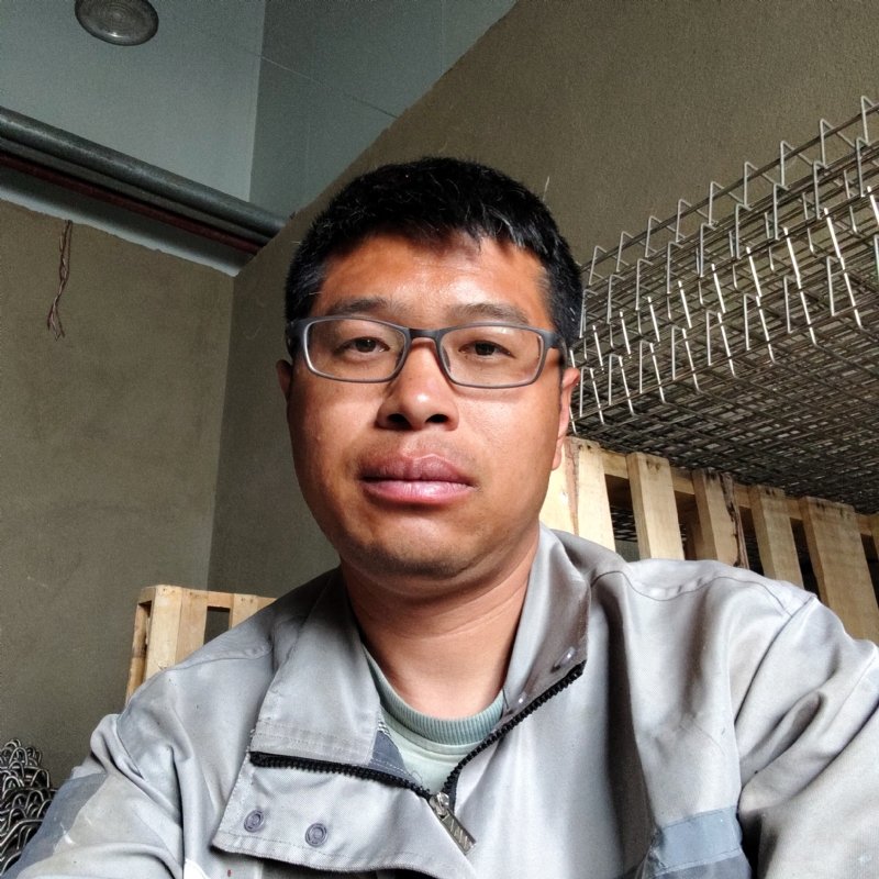 萤火的第一张照片--商丘相亲服务中心