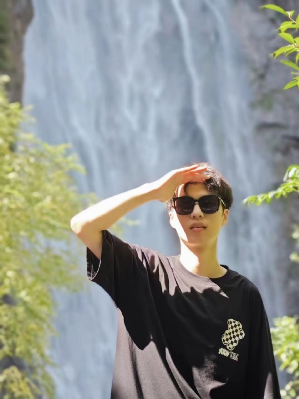 大橙子的第一张照片--商丘相亲服务中心