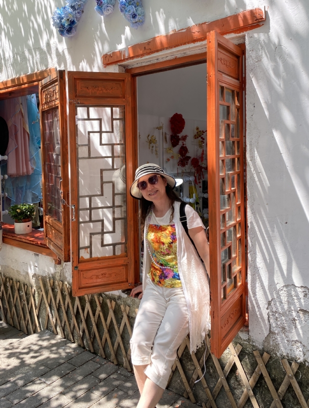 stella的第三张照片--商丘相亲服务中心